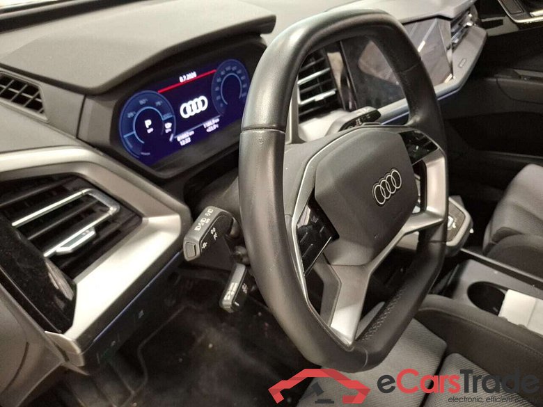 AUDI Q4 E-TRON 45 QUATTRO #6