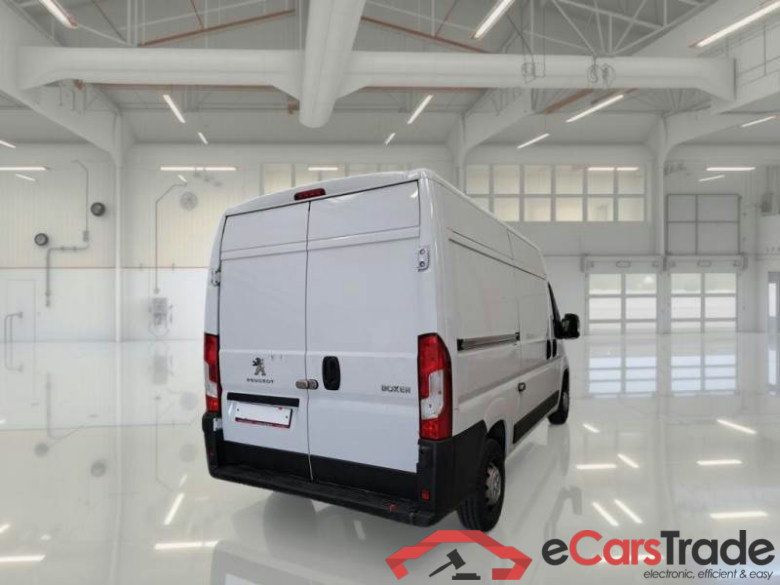 PEUGEOT BOXER / 2014 / 4P / FURGONE 333 L2H2 2.2 BLUEHDI 140CV SeS #2