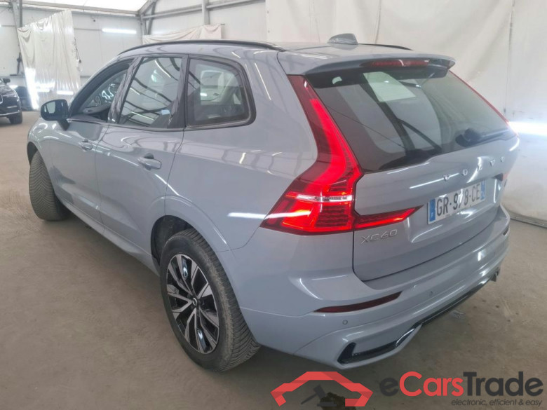XC60 Plus Style Dark 2WD 2.0 B4 195CV BVA8 E6d #2