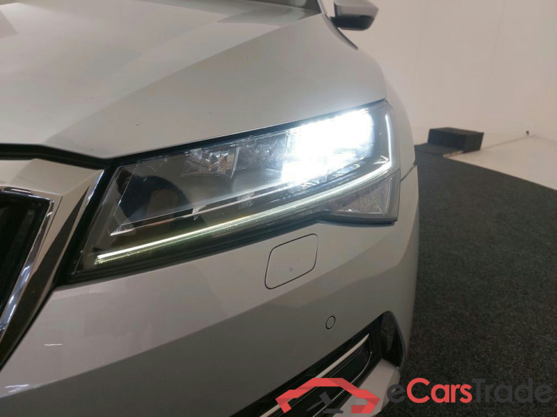 SKODA Superb Combi 110 kW #4