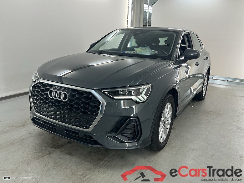 AUDI Q3 Sportback 1.4 45 TFSI E S TRONIC #1