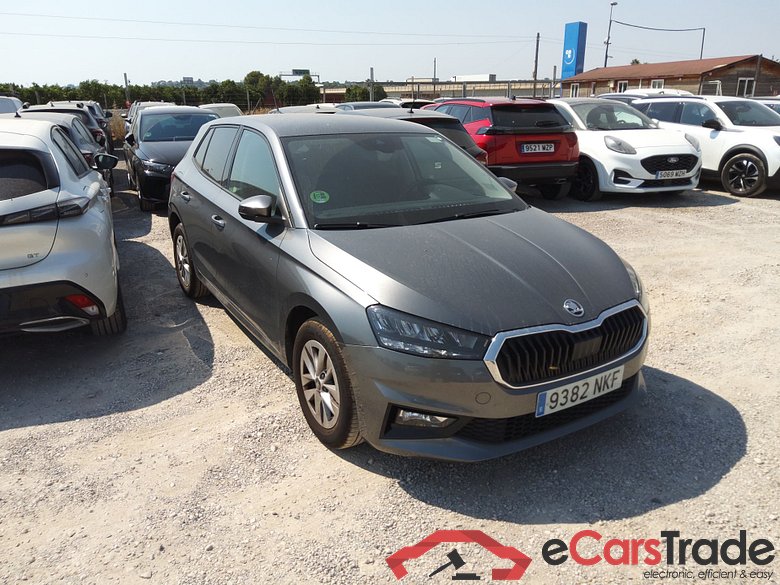 SKODA Fabia 1.0 TSI 70 kW (95 CV) Manual 5 vel. Selection (Winterpack)