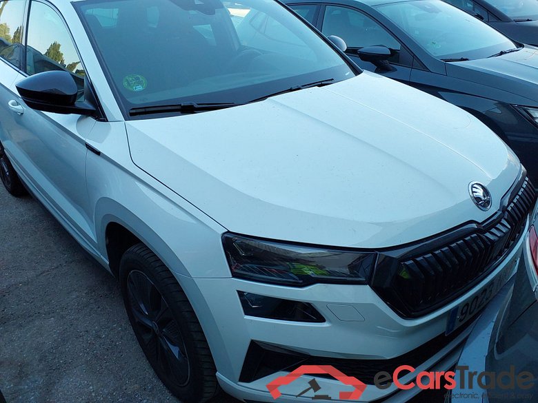 SKODA Karoq 1.5 TSI 110 kW (150 CV) DSG 7 vel. Sportline(Winterpack)