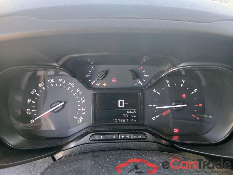 CITROEN Berlingo / 2018 / 4P / furgón derivado de turismo Talla M BlueHDi 100 CLUB #4