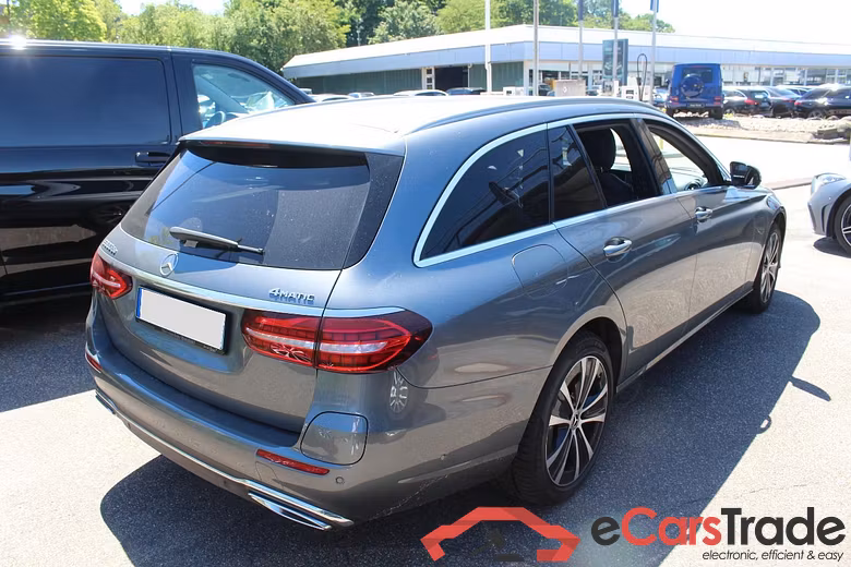 E -Klasse T-Modell E 300 de 4Matic (213.211)Avantgarde 2.0 225KW AT9 E6d #2