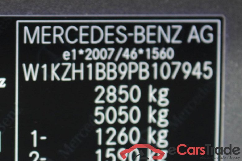 E -Klasse T-Modell E 300 de 4Matic (213.211)Avantgarde 2.0 225KW AT9 E6d #5