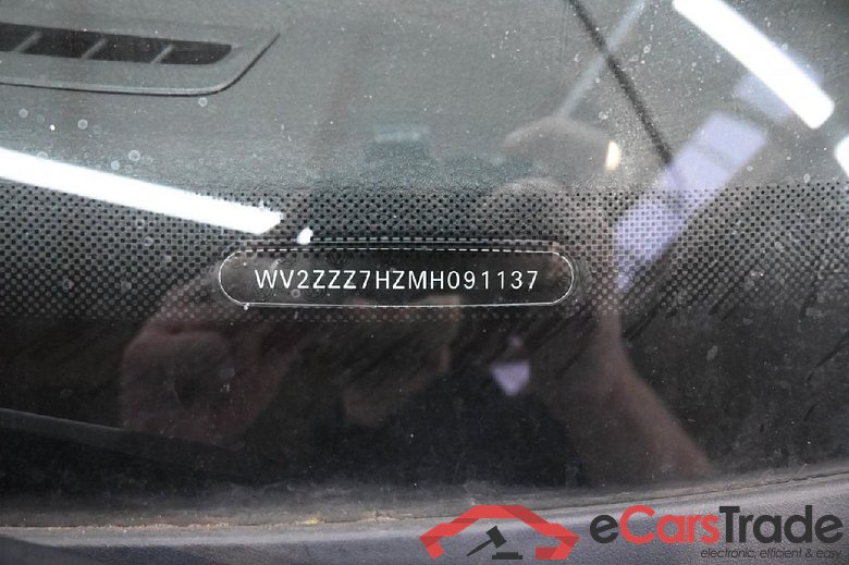 T6.1 Transporter Caravelle Caravelle Comfortline lang FWD 2.0 TDI 110KW MT6 7 Sitzer E6d #5