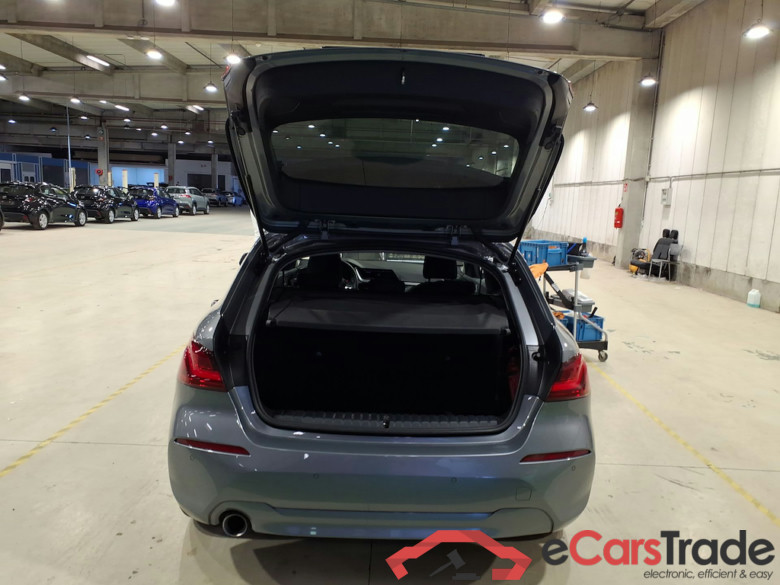 BMW 1 SERIES HATCH 1.5 116DA (85KW) #3