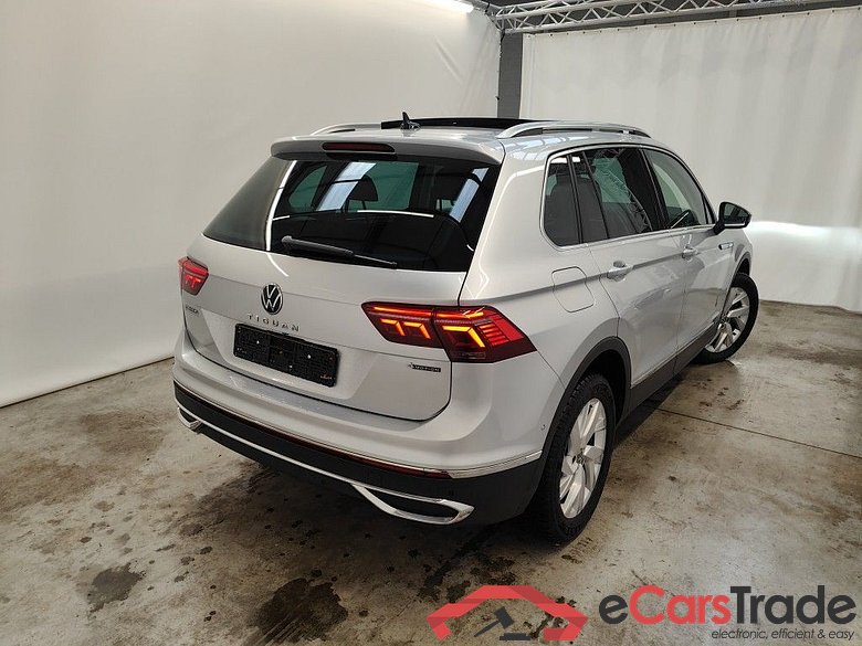 VOLKSWAGEN TIGUAN - 2021 2.0 TSI 190 4Motion Elegance OPF DSG 5d #4