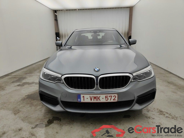 BMW 5 Reeks Berline 520d 120kW Aut. 4d ///M-Sportkit (total options: 10,905 Ex.Vat) #1