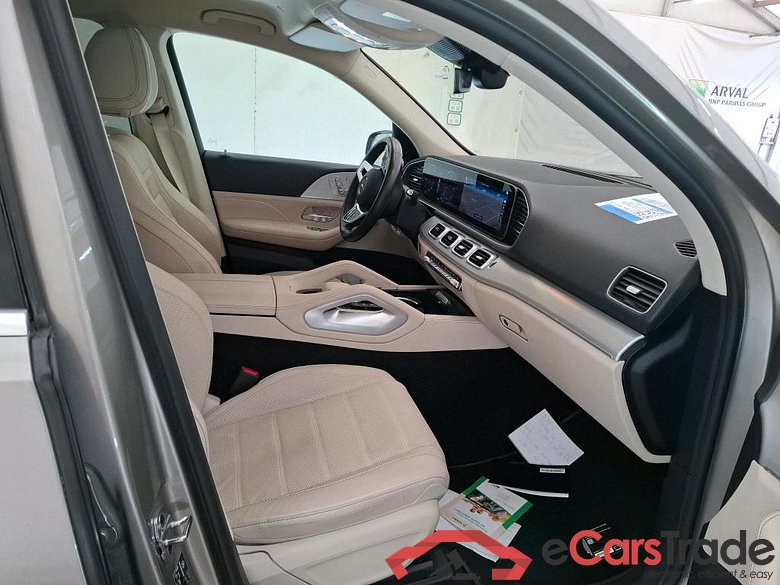MERCEDES-BENZ GLE / 2019 / 5P / SUV GLE 300 d 4MATIC Avantgarde Line #6