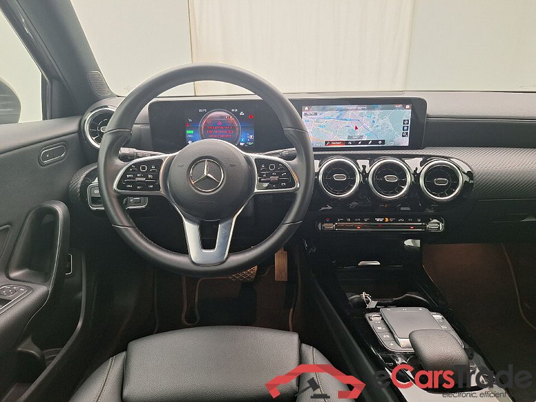 Mercedes, A-Class '18 PHEV, Mercedes-Benz A-Klasse A 250 e Business Line 5d #6