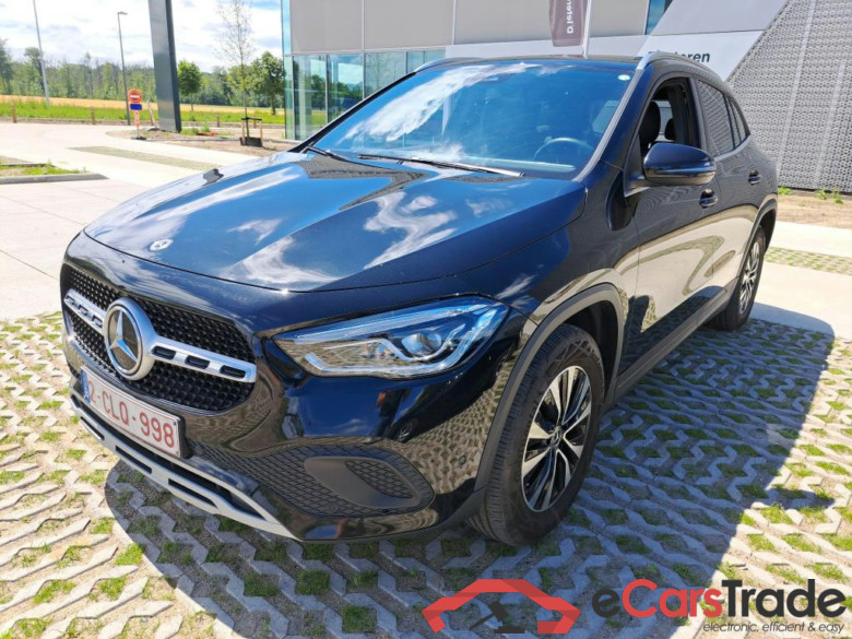 MERCEDES-BENZ GLA 1.3 GLA 250 E DCT BUSINESS SOLUTION