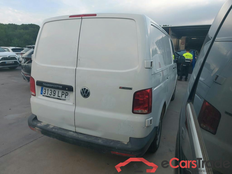 VOLKSWAGEN Transporter / 2020 / 4P / furgón Furgón Corto TN 2.0 TDI 110kW 4MO #2