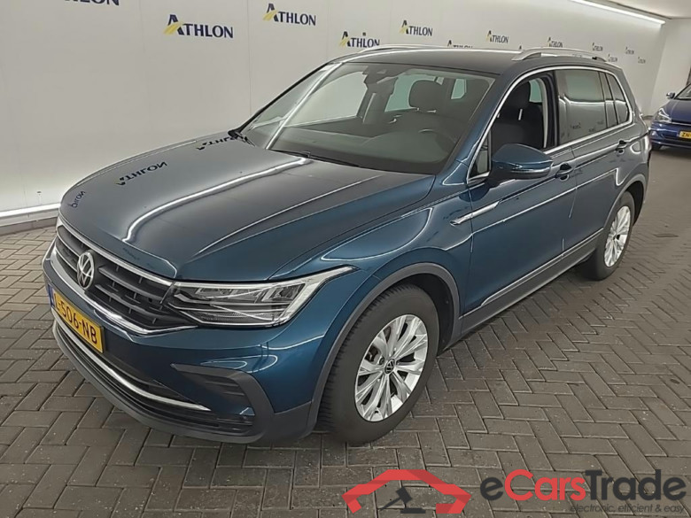 VOLKSWAGEN Tiguan 1.5 TSI 110kW Life Business 5D