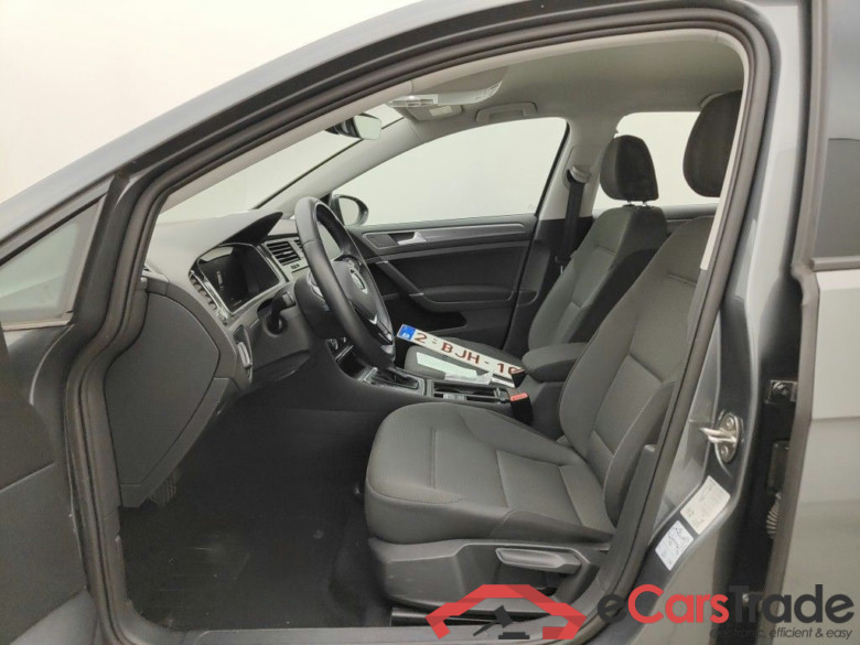 Volkswagen Golf VII e-Golf 5d #3