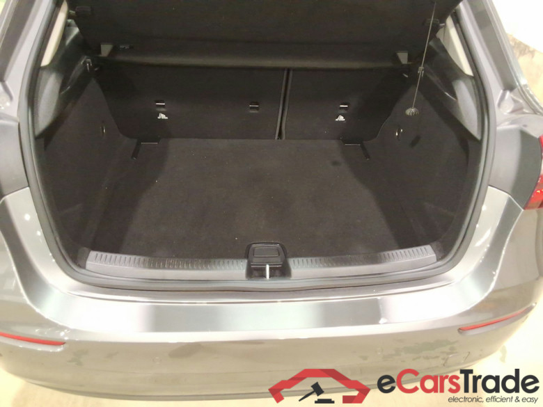 MERCEDES-BENZ A-CLASS 1.3 A 180 ESSENTIAL LINE DCT #3