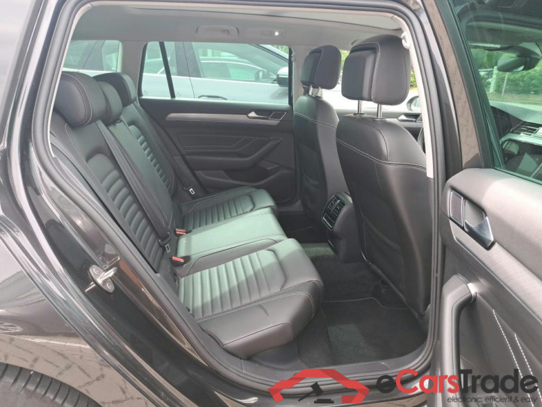 VOLKSWAGEN PASSAT VARIANT 1.4 TSI MSQ VARIANT GTE BUSINESS #6
