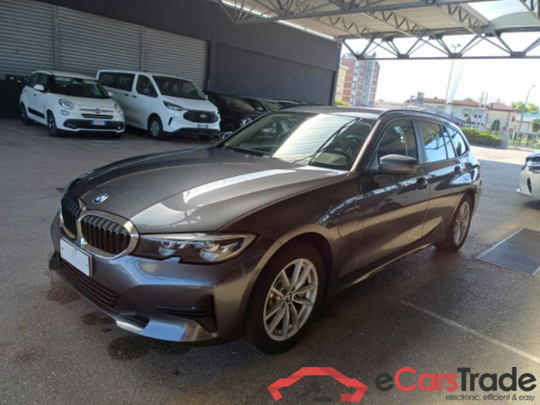 BMW SERIE 3 / 2018 / 5P / STATION WAGON 330E XDRIVE BUSINESS ADVAN. TOURING AUTO