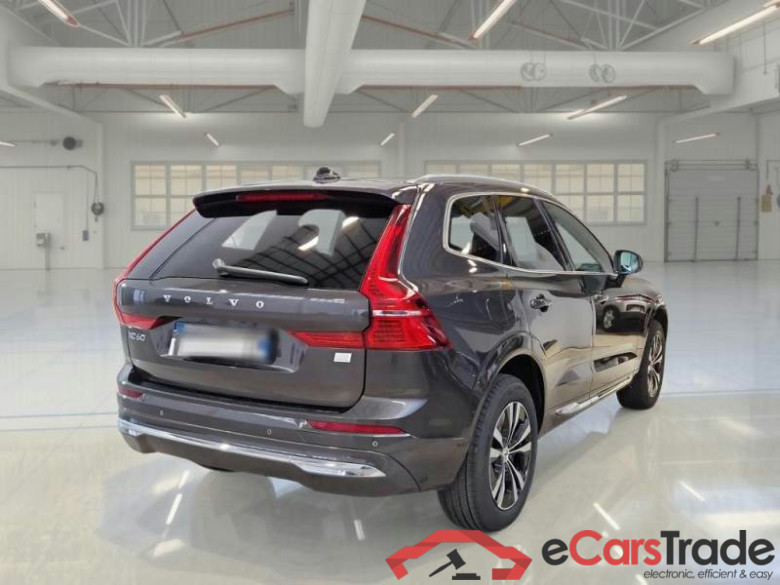 VOLVO XC60 / 2021 / 5P / SUV T6 PLUG-IN AWD AUTO CORE #2