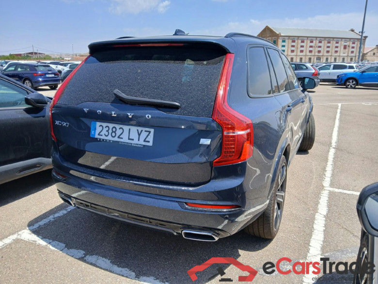 VOLVO XC90 / 2019 / 5P / todoterreno 2.0 T8 AWD Recharge R-Design Auto #2