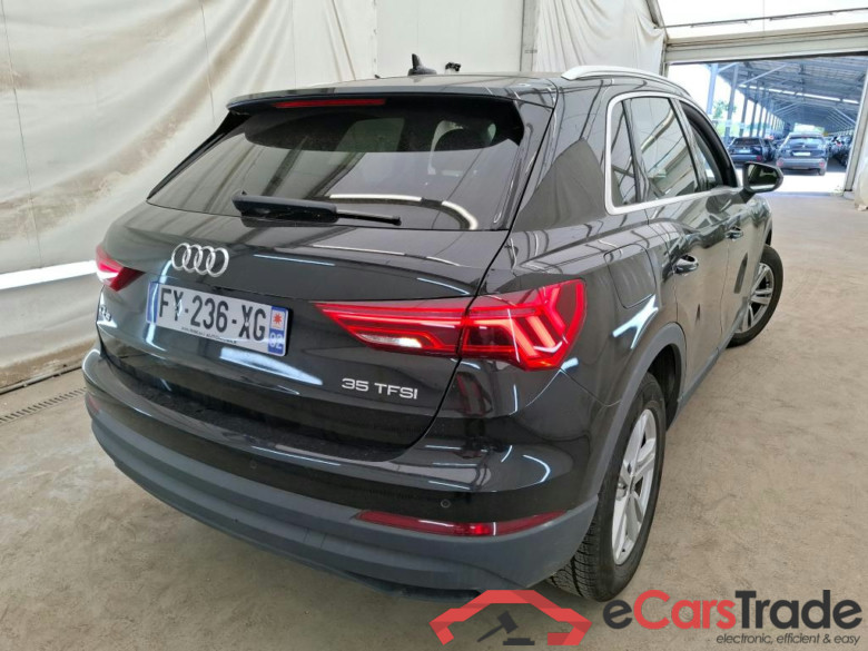 AUDI Q3 / 2018 / 5P / SUV 35 TFSI 150 MHEV S TRONIC BUSINESS LINE #3