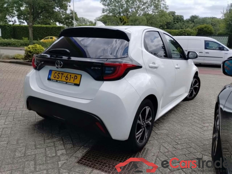 TOYOTA YARIS 1.5 Hybrid 115 First Edition #4