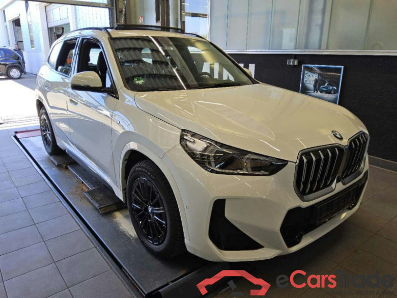BMW X1 (U11)(2022->) DE - SUV5 sDrive 20i Mild-Hybrid EU6d, sDrive M Sport OPF, 2022 - 2024 #2