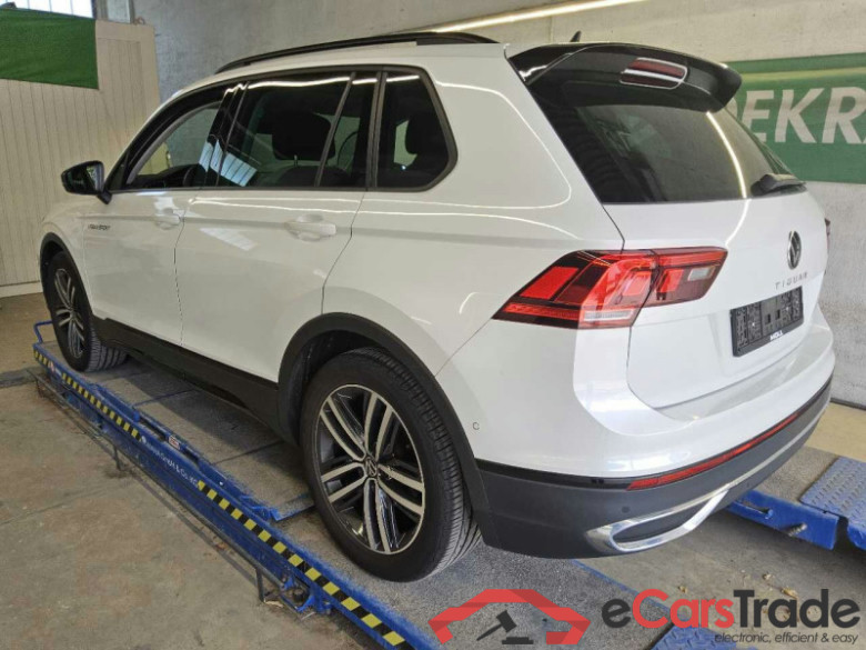 Volkswagen Tiguan (AX1)(07.2020->2024) DE - SUV5 2.0 TDI BMT/Start-Stopp EU6d, 4Motion Urban Sport, (Facelift) 2021 - 2 #4