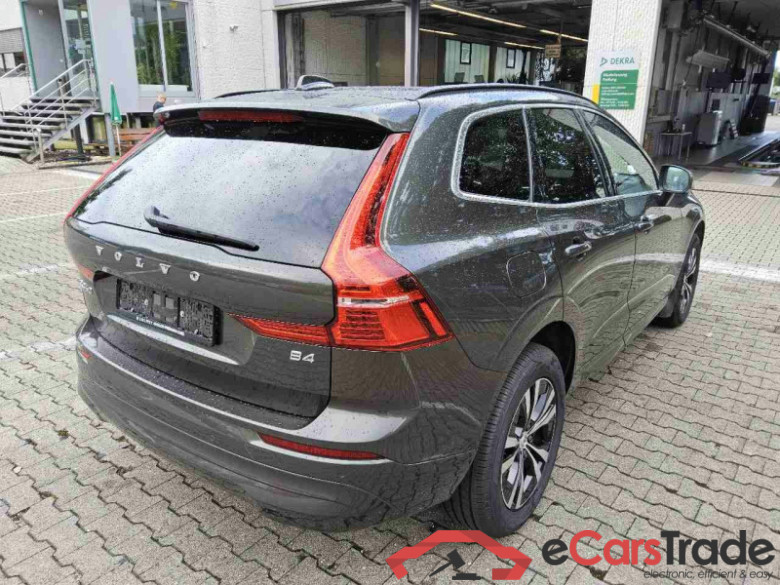 Volvo XC60 (03.2017->) DE - SUV5 B4 (Benzin) 2WD EU6d, Momentum Pro Mild-Hybrid, (Facelift) 2021 - 2022 #3