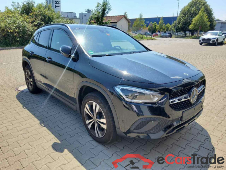 Mercedes-Benz GLA (BM 247)(02.2020->) DE - SUV5 GLA 250 EU6d, 4Matic Progressive, 2020 - 2023 #2