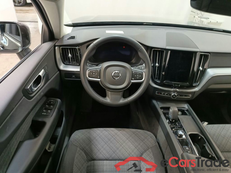 VOLVO XC60 DIESEL - 2021 2.0 B4 MHEV Core 5d #6