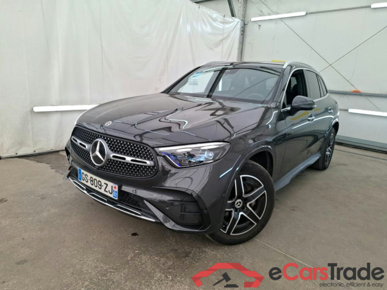 MERCEDES-BENZ GLC / 2022 / 5P / SUV GLC 300 e AMG Line 4MATIC