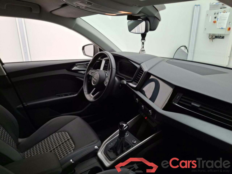 AUDI A1 CITYCARVER 1.0 30 TFSI S-TRONIC BUSINESS #3