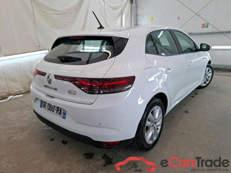 Megane IV Berline 5 ptes. Société Air Nav 1.5 dCi 115CV BVM6 E6d #3