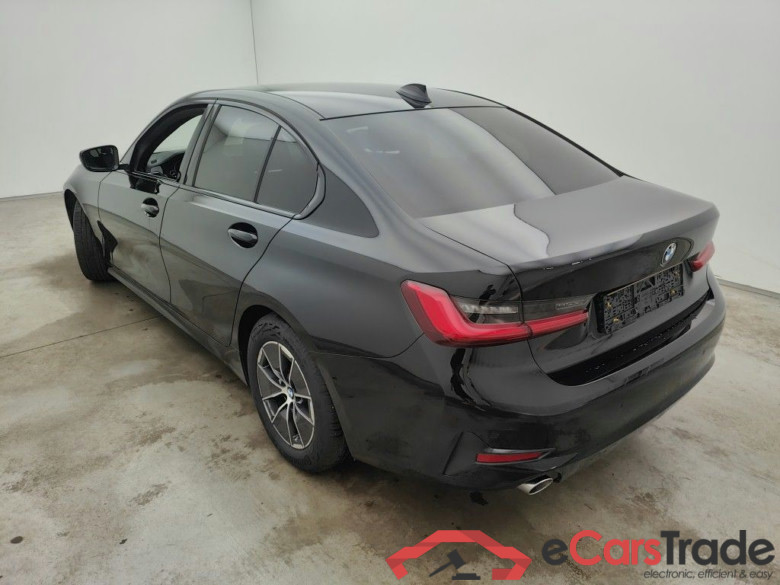 BMW 3 DIESEL - 2019 318 d 150 AdBlue (EU6d-TEMP) 4d #3