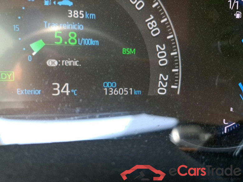 TOYOTA Rav4 / 2018 / 5P / todoterreno 2.5l 220H Style #5