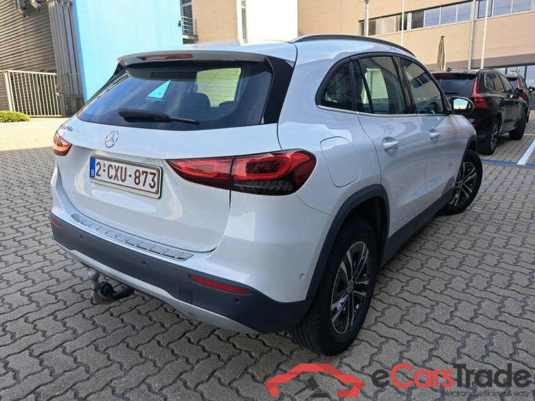 MERCEDES - MER GLA 250e  218PK DCT Business Solution With Smartphone Integration & Towing Hook With ESP  * HYBRID * #2