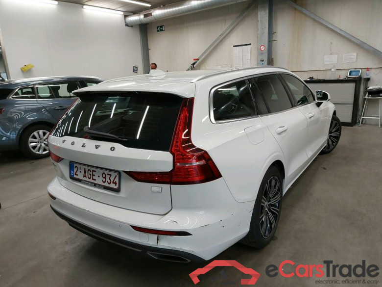 VOLVO - VOL V60 T6 Recharge 341PK 4x4 Geartronic Inscription Expression Pack Winter & Park Assist & Semi Auto Foldable Trailer Hook * HYBRID * #2