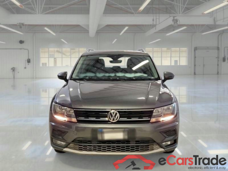 VOLKSWAGEN TIGUAN / 2016 / 5P / SUV 2.0 TDI SCR 110KW BUSINESS BMT DSG #6