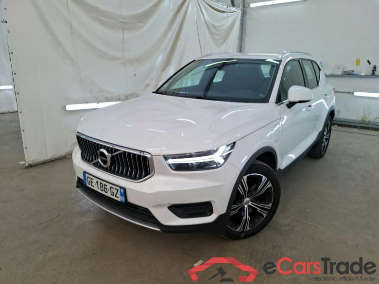VOLVO XC40 / 2017 / 5P / SUV Recharge T4 211 DCT7 Inscription Busi