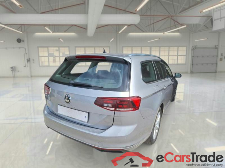 VOLKSWAGEN PASSAT / 2019 / 5P / STATION WAGON VAR. 2.0TDI SCR EVO 90KW BUSINESS DSG #2