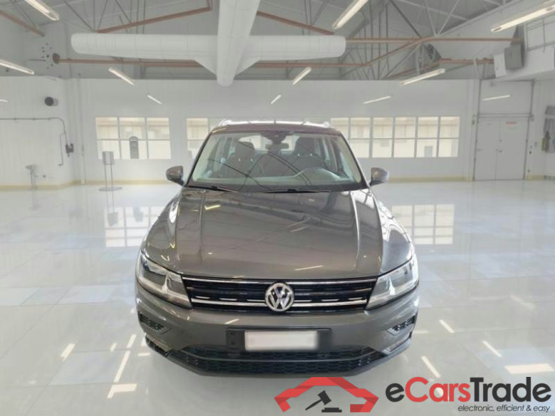 VOLKSWAGEN TIGUAN / 2016 / 5P / SUV 2.0 TDI SCR 110KW BUSINESS BMT #6