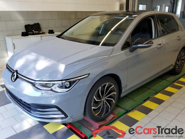 Volkswagen Golf VIII Lim. (CD1)(12.2019->2024) DE - LimS5 1.5 eTSI EU6d, Active OPF, 2021 - 2023 #1