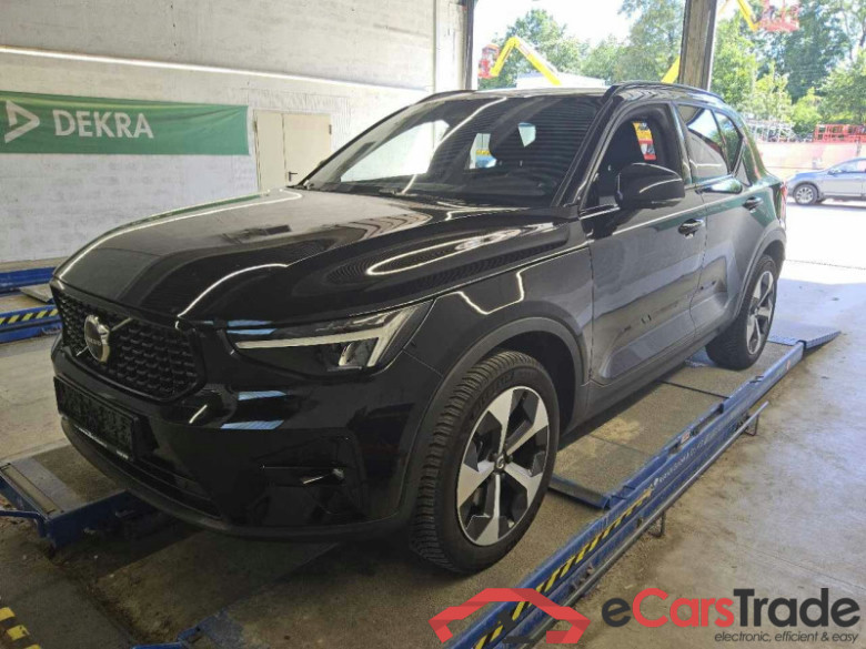 Volvo XC40 (2017->) DE - SUV5 B4 2WD EU6d, Plus Dark, (Facelift) 2022 - 2024 #1