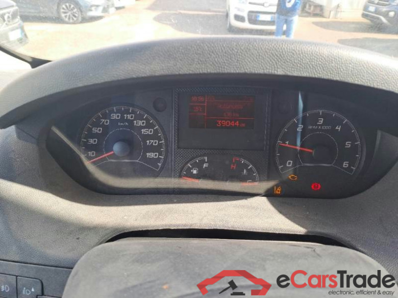 CITROEN JUMPER / 2014 / 4P / FURGONE 30 L1H1 BLUEHDI 120CV #4