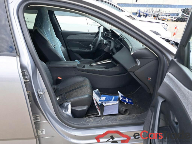 PEUGEOT - PEU 308 BlueHDi 130PK Allure  ***    ENGINE OUT - CHAIN SNAPPED  -  MOTORSCHADEN - STEUERKETTE GERISSEN  !    ***   ODO METER 161275 kms   *** #3