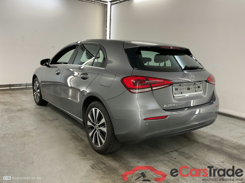 MERCEDES-BENZ A-CLASS 1.3 A 250 E DCT #3