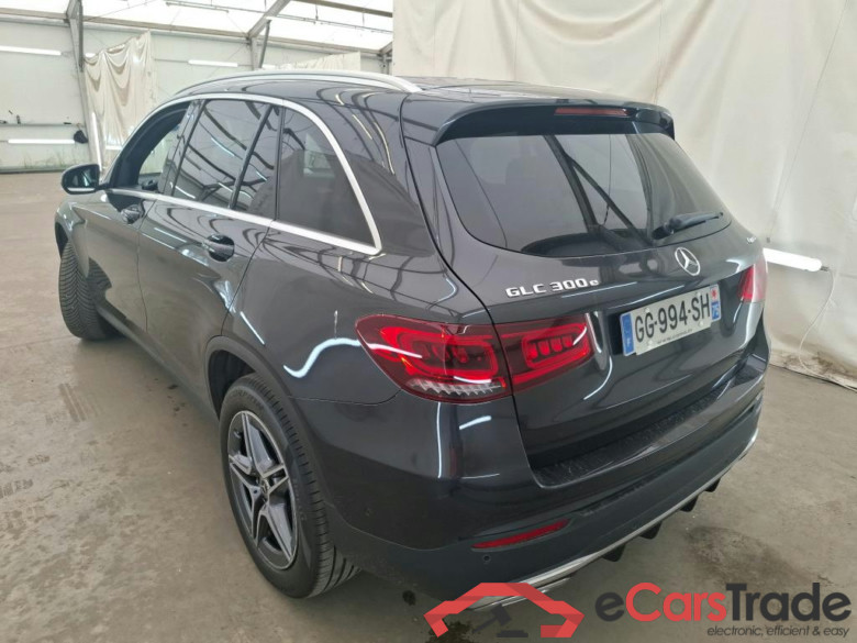 MERCEDES-BENZ GLC / 2019 / 5P / SUV 2.0 GLC 300 E AMG LINE 4MATIC #2