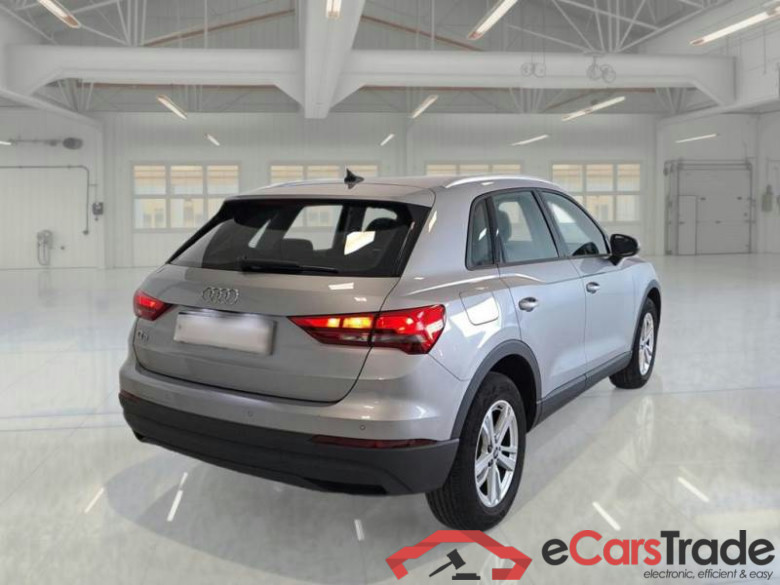 AUDI Q3 / 2018 / 5P / SUV 35 TDI BUSINESS #2